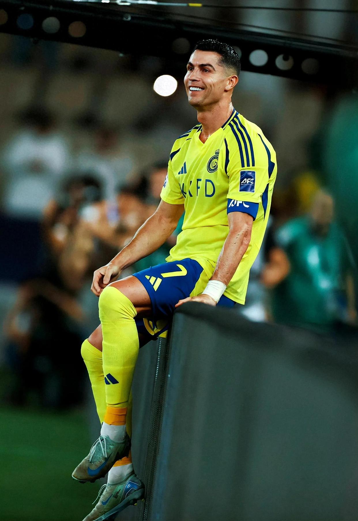 日本绝地反击阿根廷，C罗打破历史纪录