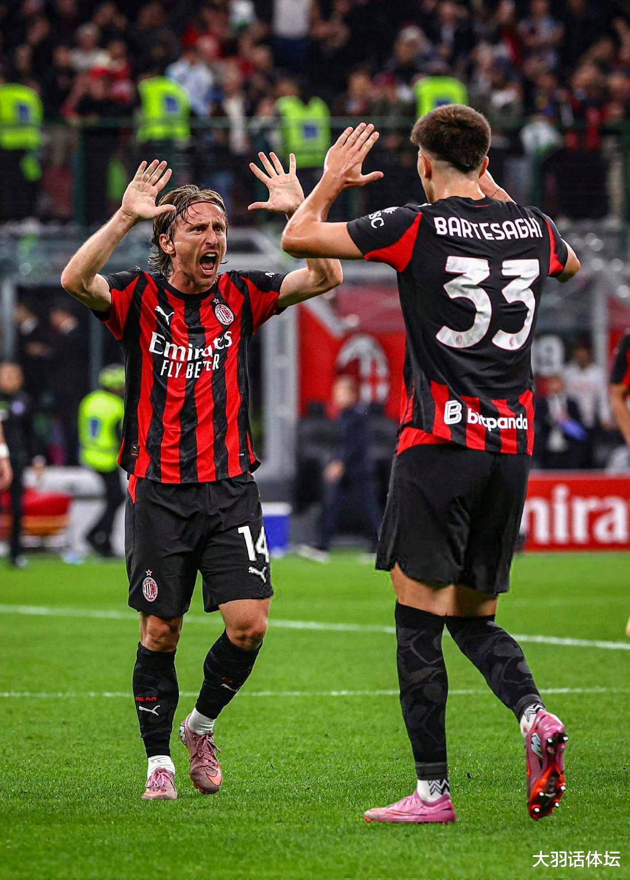 国际米兰强势拜仁，弗拉霍维奇打破历史纪录