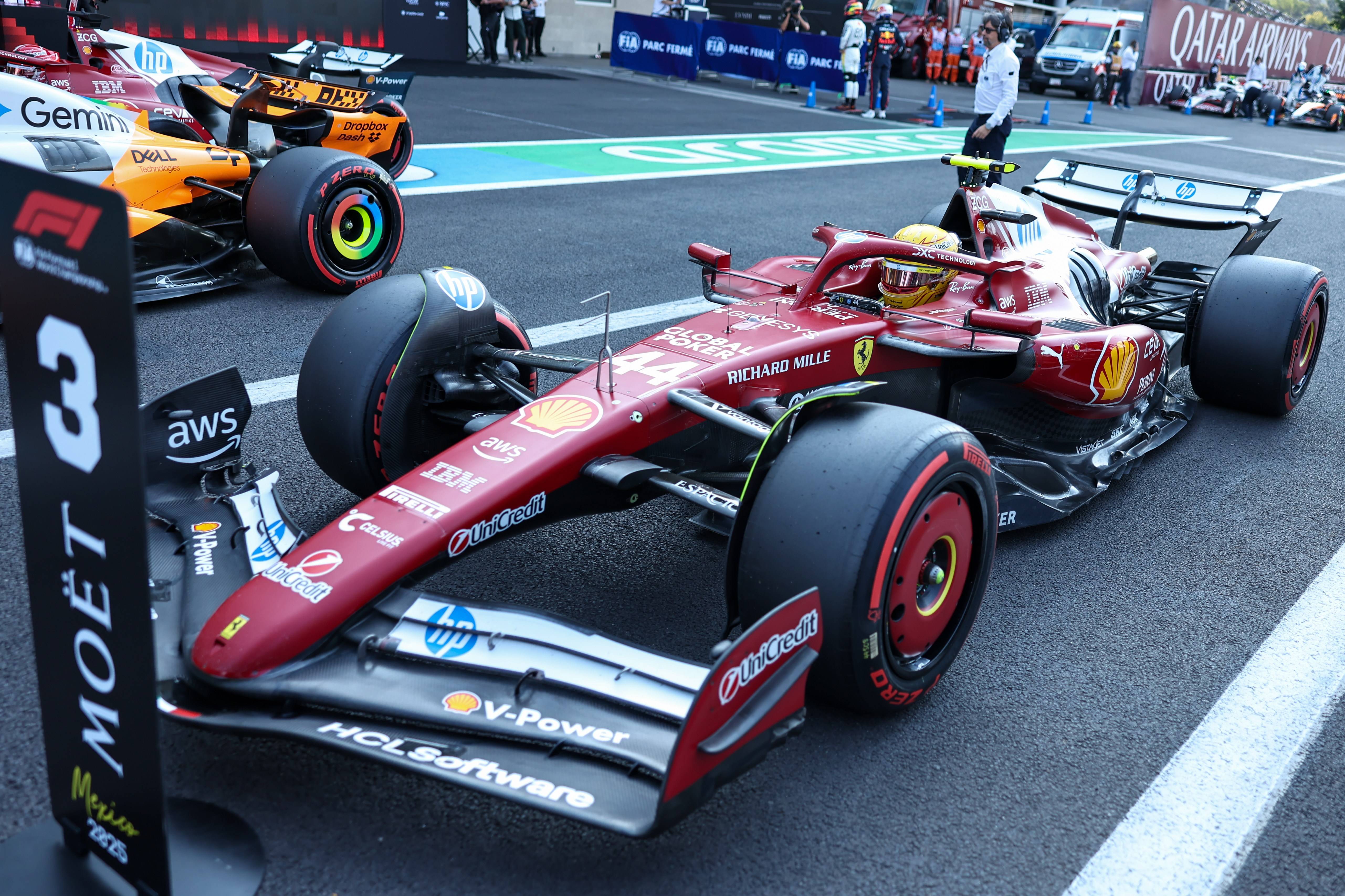 雷诺车队翻盘法拉利，佩雷兹高光表现