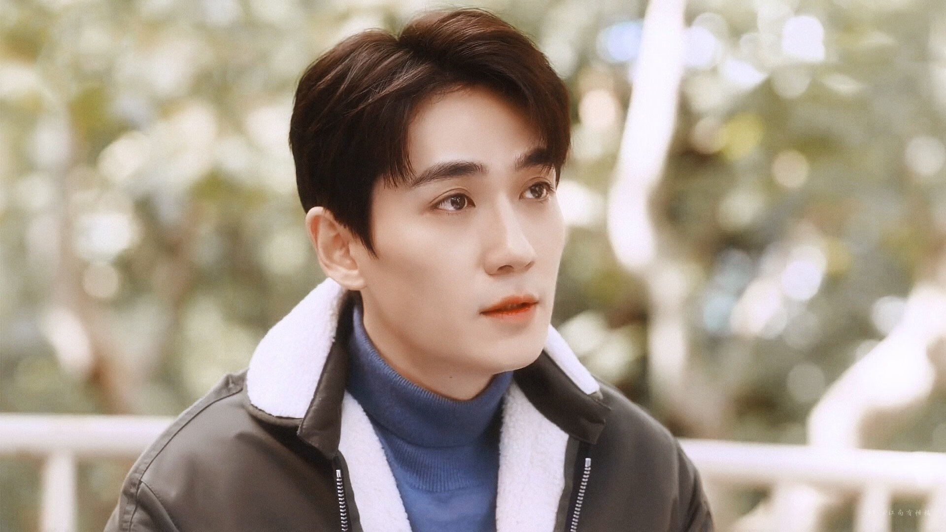 加克波独舞绿茵，欧联杯舞台上的绝对主宰，一手掌控伊拉克防线与马赛命运之战